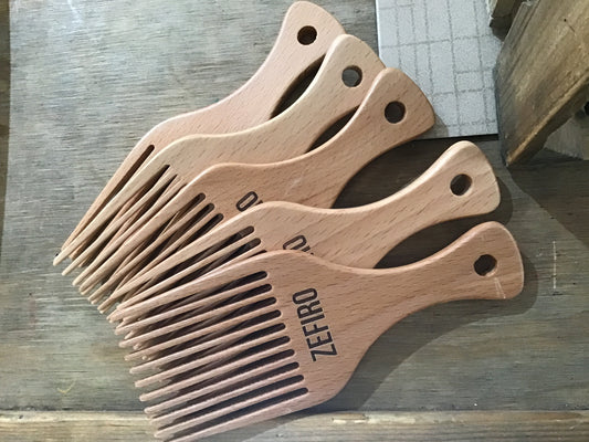 Pick / Comb